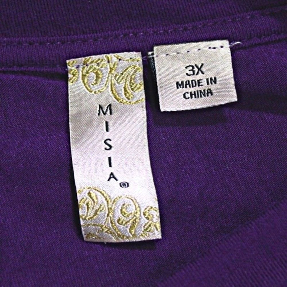 Top ¾ Sleeves Asymmetrical Hem Button Accent Scoop Neck Stretchy Purple Size 3X - Picture 5 of 6
